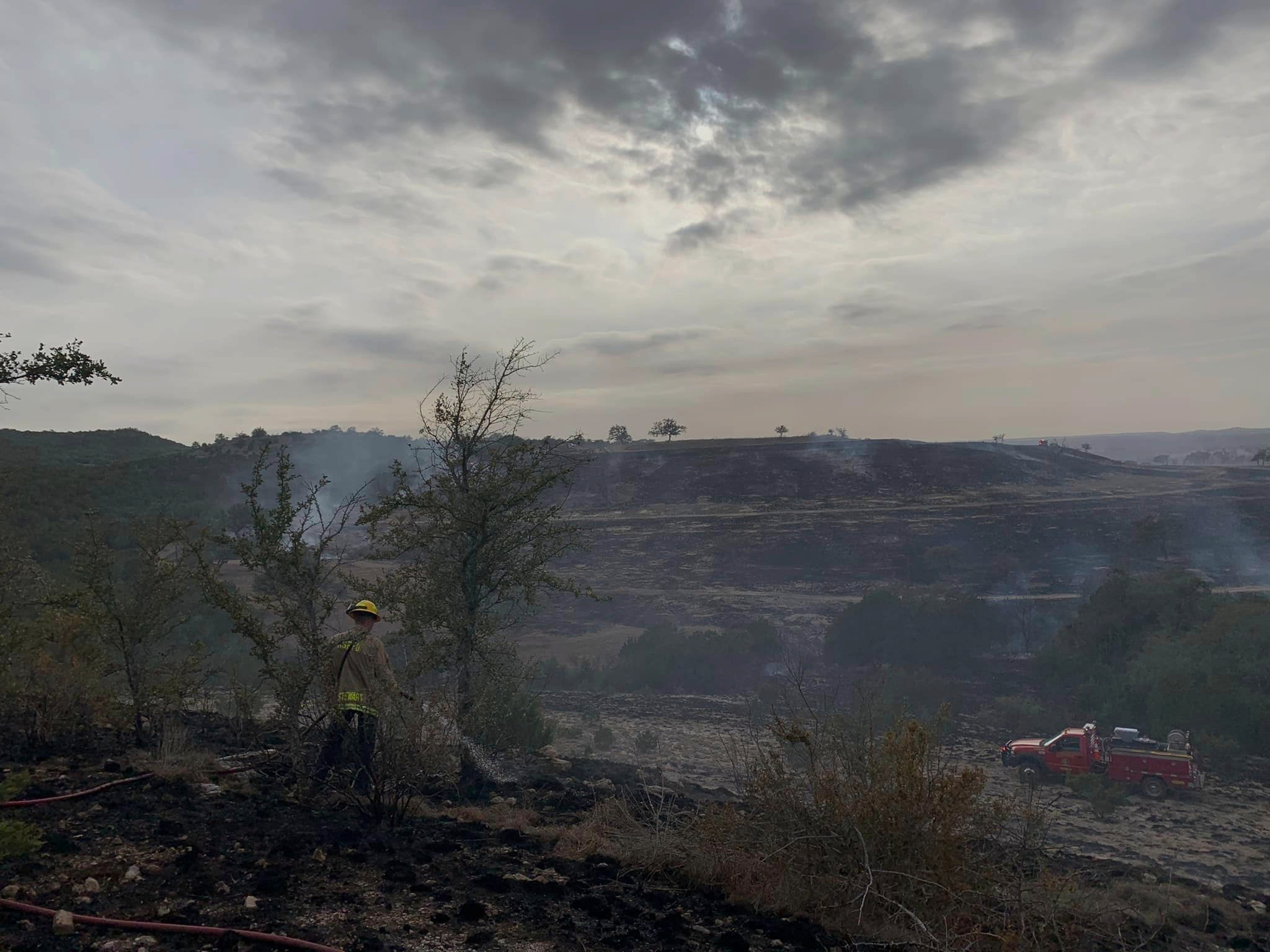 Summit Springs grassfire near Spicewood